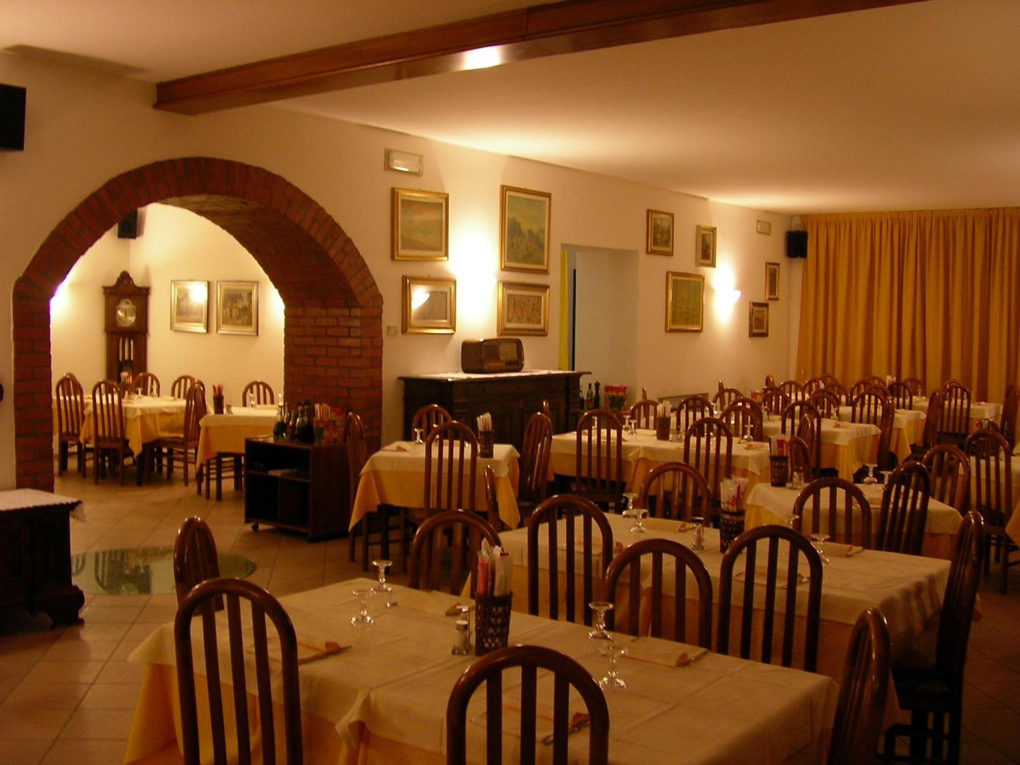 Hotel La Pergola Moniga del Garda Екстер'єр фото