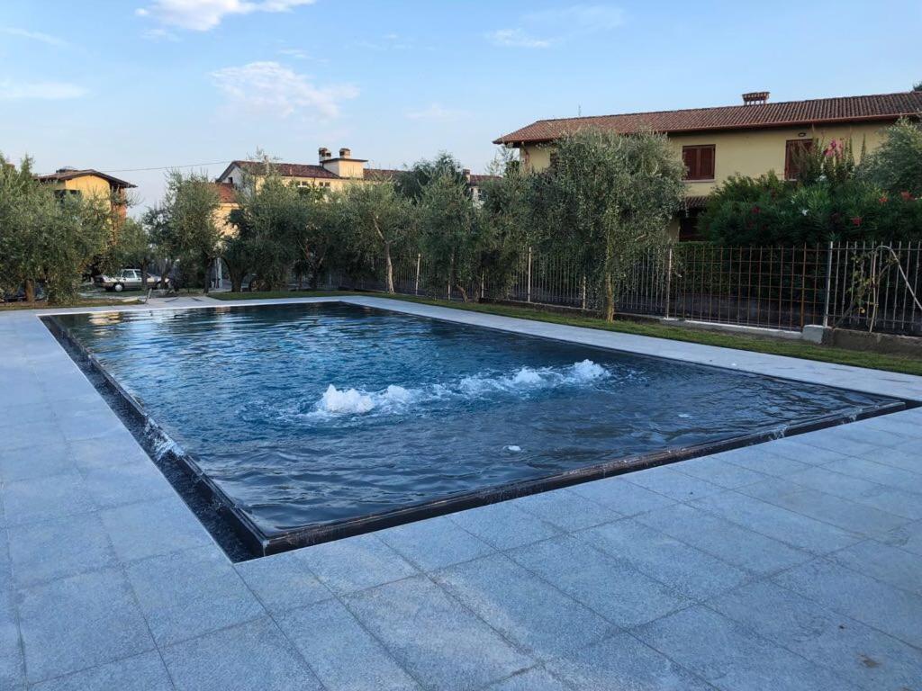 Hotel La Pergola Moniga del Garda Екстер'єр фото